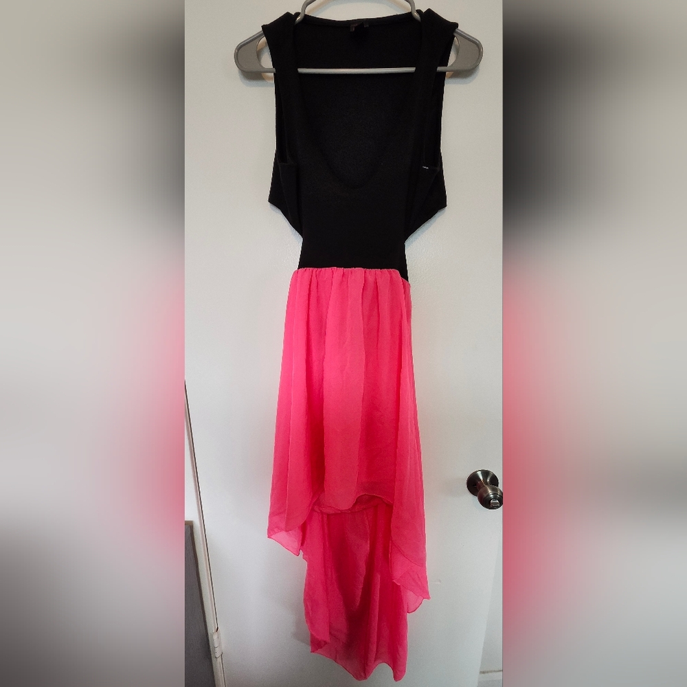 2B Bebe Black and Pink High-Low